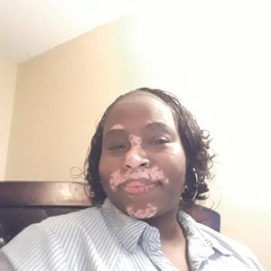 Meet your Posher, Daphne